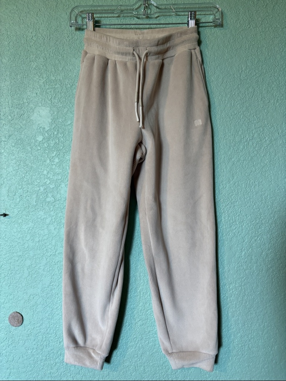 Mondetta Youth Beige Velour Corduroy Joggers, size S 7/8 - like new